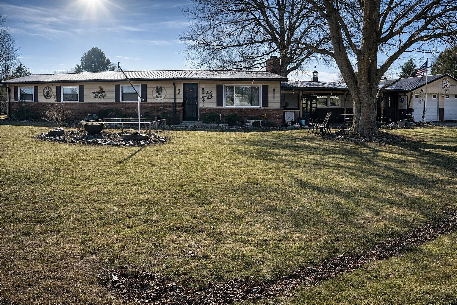 509 W Morris St photo 1