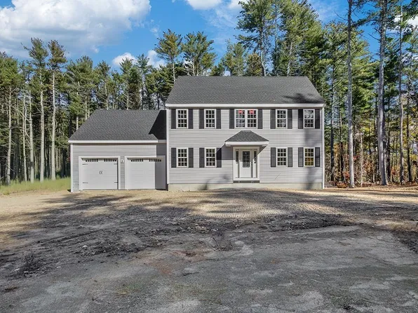 1 Burr Trail Cir, Bellingham, MA 02019