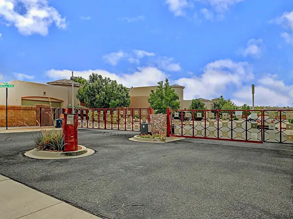 5209 Ancala Trl NE, Albuquerque, NM 87111