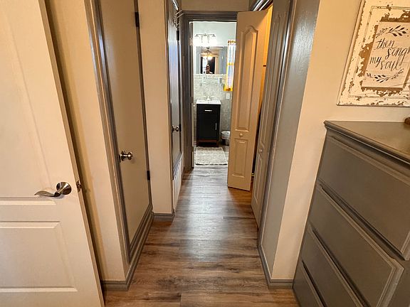 5th image of 1207 W Gore Blvd #12