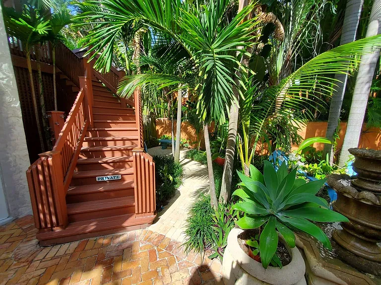 226 NE 1st Ave #KEY LIME — Photo 23