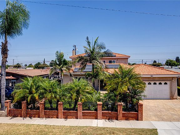 2nd image of 5901 Los Encinos St
