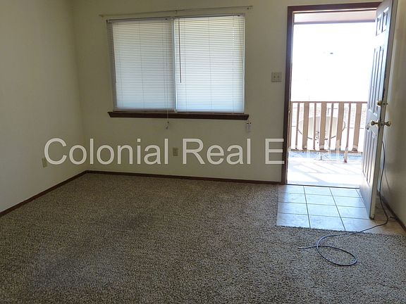 2nd image of 813 Laurelwood Dr APT 2E
