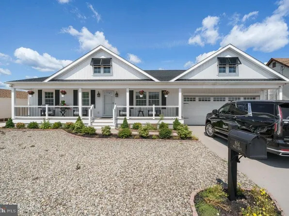 804 Wave Dr, Forked River, NJ 08731