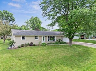 1111 W Blodgett St, Marshfield, WI 54449