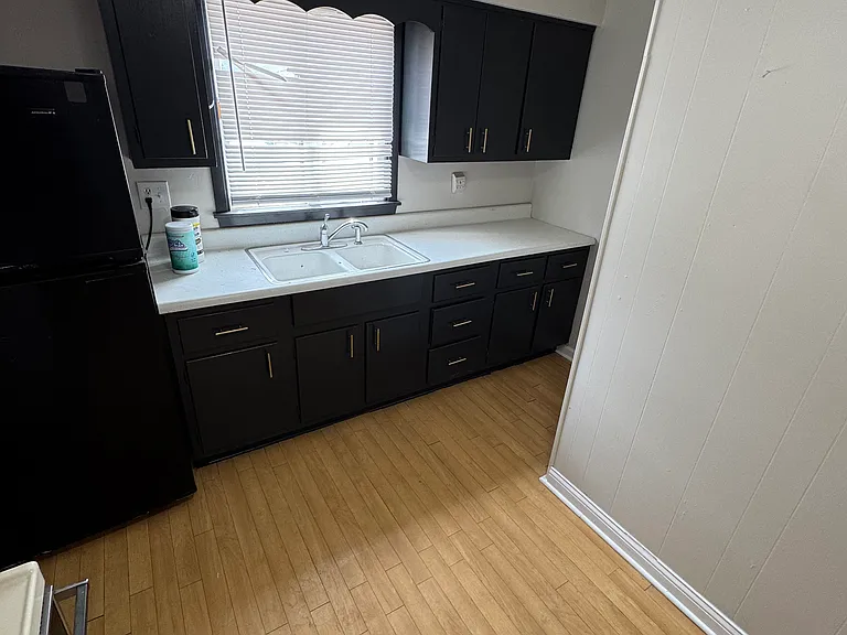661 Franklin St #2 — Photo 3