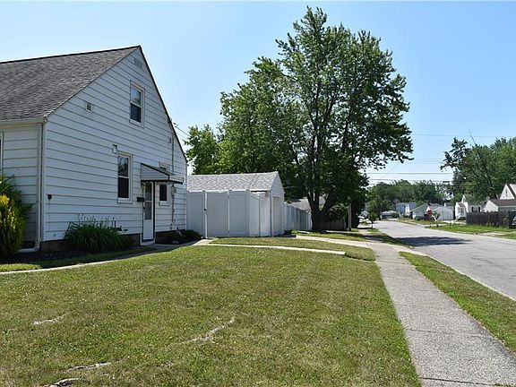 3rd image of 189 McConkey Dr