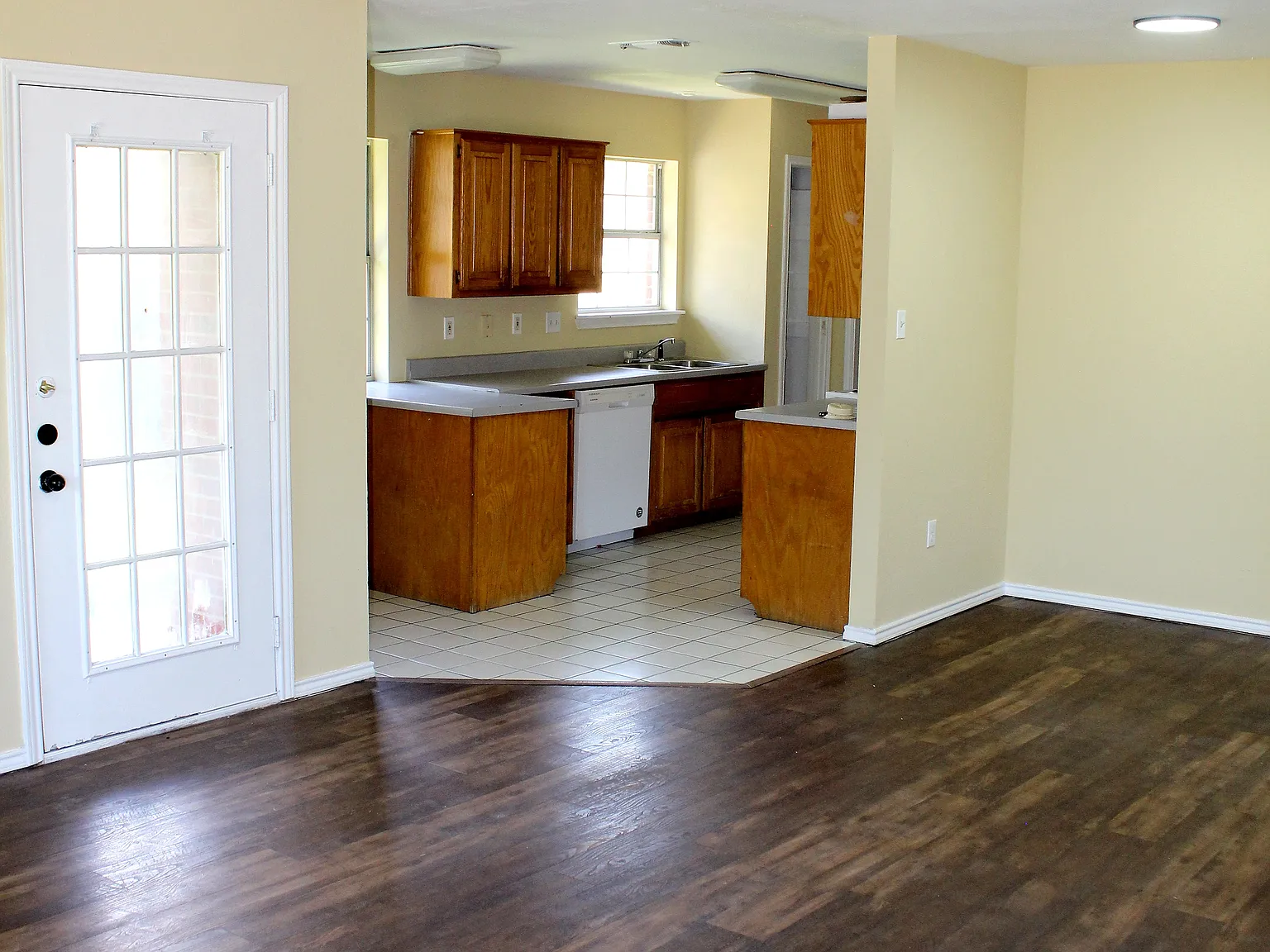 1803 Park Pl — Photo 2