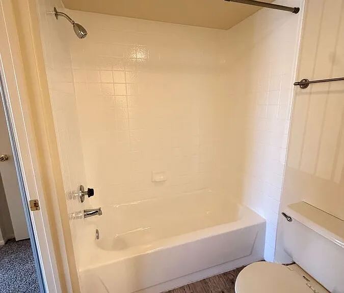 825 S River Dr — Photo 13