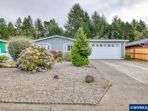 385 SE Anchor Ave, Depoe Bay, OR 97341