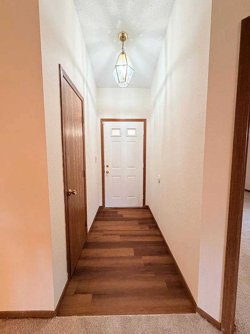 Now Showing: 3 Bedroom/2 Bathroom Home Located At 4516 Riverbrook Ln. In Indianapolis, In. — Photo 2