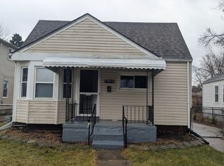 17852 Toepfer Dr, Eastpointe, MI 48021