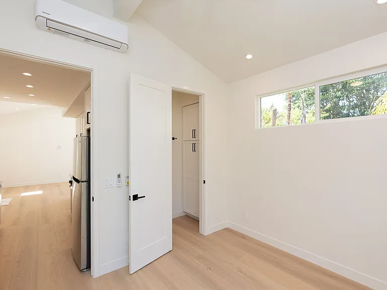 713 Oak Burl Ln — Photo 13