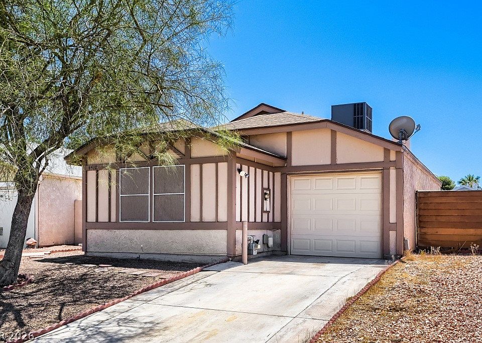 1st image of 4410 Hawthorne Way