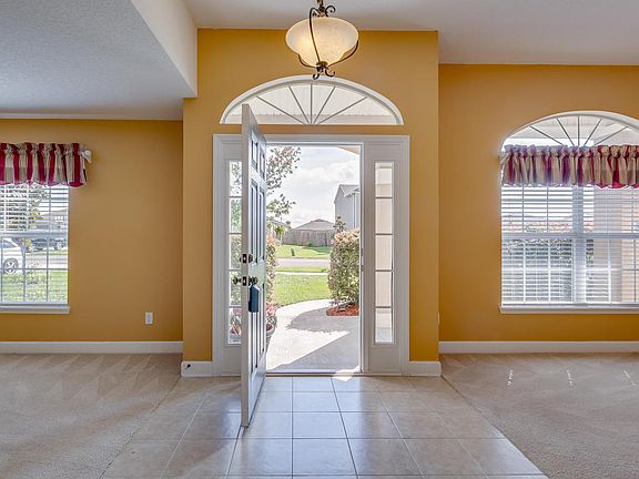 4th image of 3683 Summit Oaks Dr