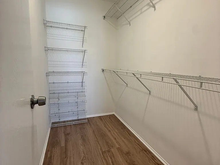1383 Providence Blvd — Photo 8