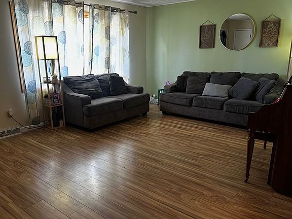 2nd image of 103 Burris St