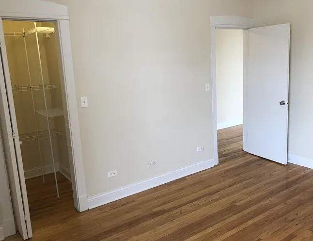 4852 N Drake Ave #2 — Photo 9