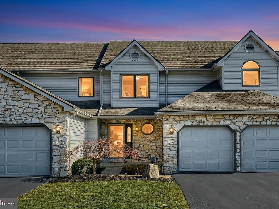 1st image of 2696 Fairway Dr #2696