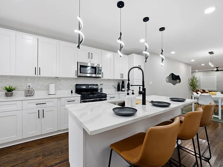 1114 Oakland Dr SW #A — Photo 8