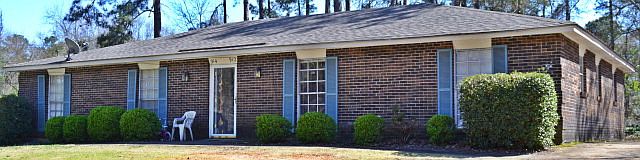 2nd image of 912/914 E Magnolia Ave