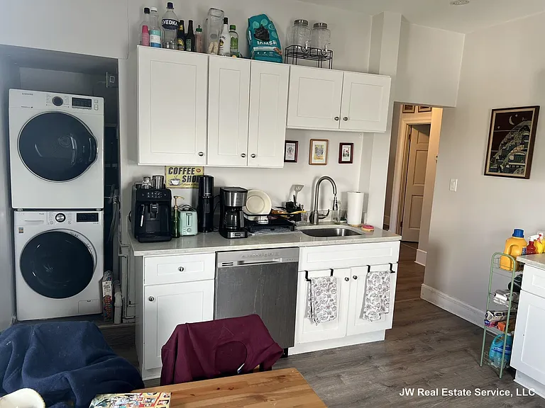 39 Union St #1 — Photo 6