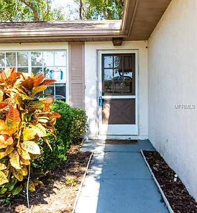 3rd image of 2767 Lomond Dr