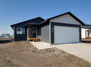 1124 Cobalt Dr, Rapid City, SD 57701