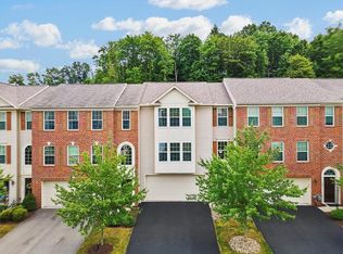 258 Broadstone Dr, Mars, PA 16046