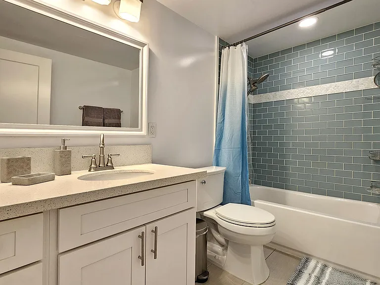 222 Liliuokalani Ave #1403-1403-1403 — Photo 17