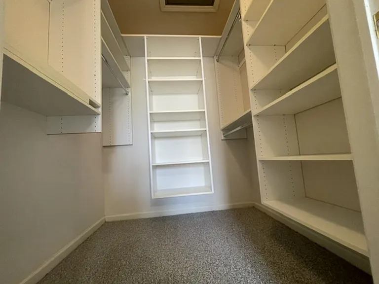 2806 Barclay Way — Photo 13