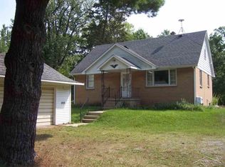 3327 S Graham Rd, Saginaw, MI 48609