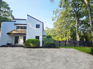 15 N Quarter Rd, Westhampton, NY 11977