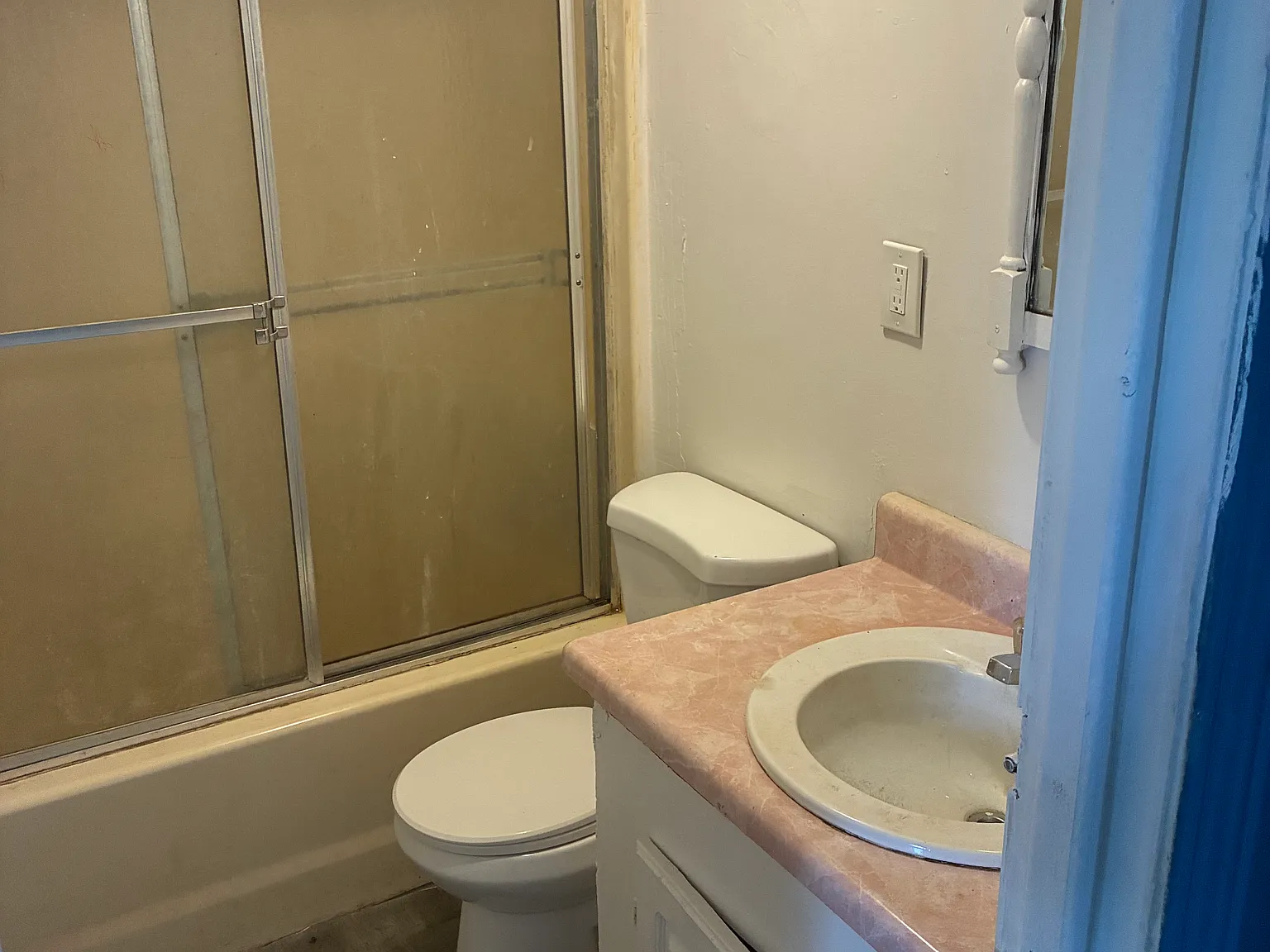 3 bed, $1,250 — Photo 3