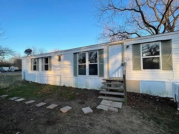 2202 Railroad Blvd, Denison, TX 75020