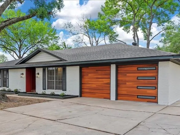 1106 Long Dr, Richmond, TX 77469