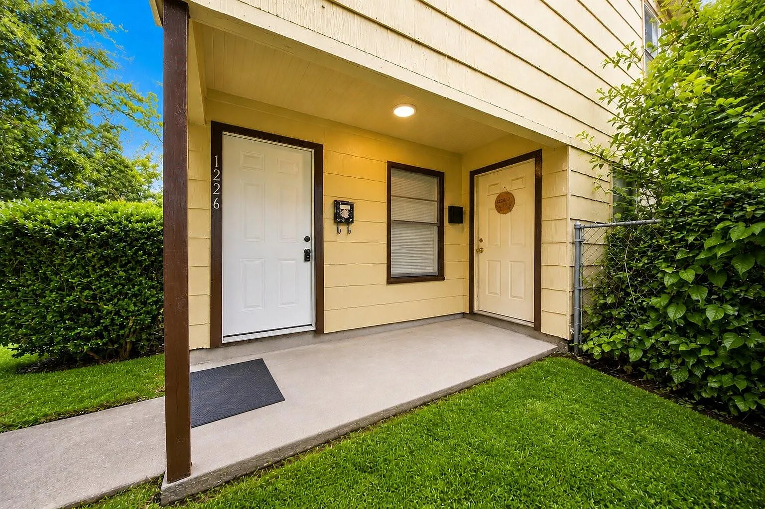 2 bed, 1.0 bath, 847 sqft, $945 — Photo 4