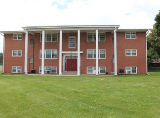 1314 Maple Dr #5, Peru, IL 61354