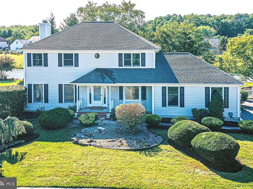 1st image of 179 E Mill Pond Dr