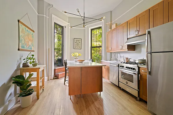 Sold by Compass | media 15