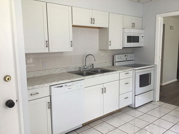 2nd image of 1117 W 26th St S