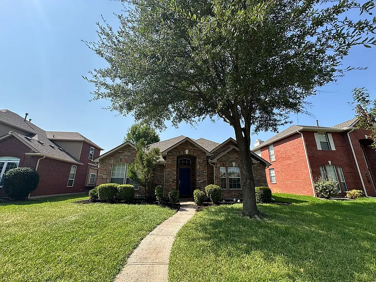 10701 Nashville Dr — Photo 24
