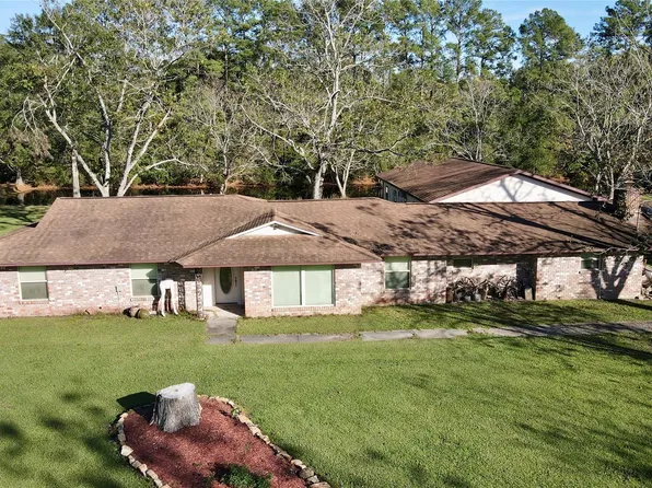 585 County Road 3796, Cleveland, TX 77328