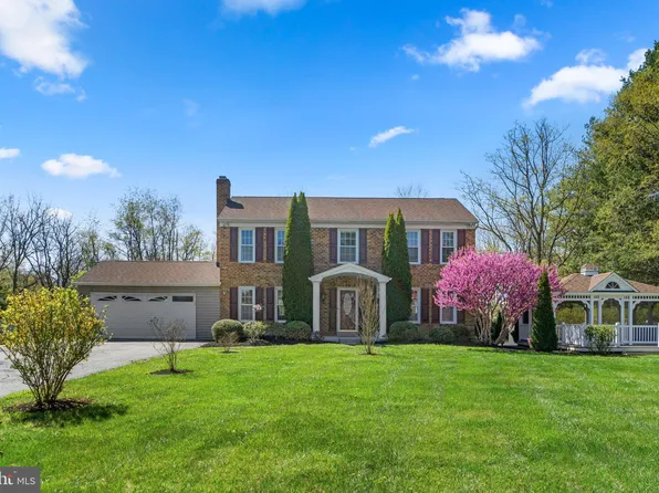 5588 Linton Rd, Sykesville, MD 21784