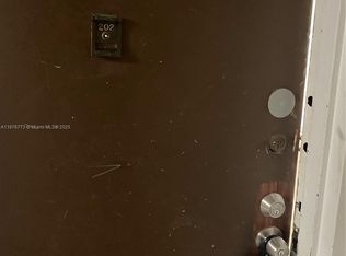 486 NW 165th Street Rd APT B202, Miami, FL 33169