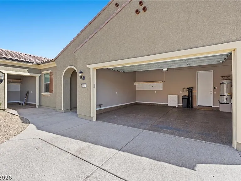1322 Serenity Ridge Ct — Photo 49