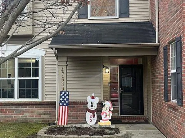 47639 Pembroke Dr, Canton, MI 48188