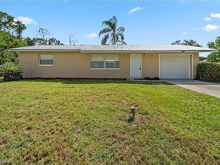 1290 Barrett Rd — Photo 21