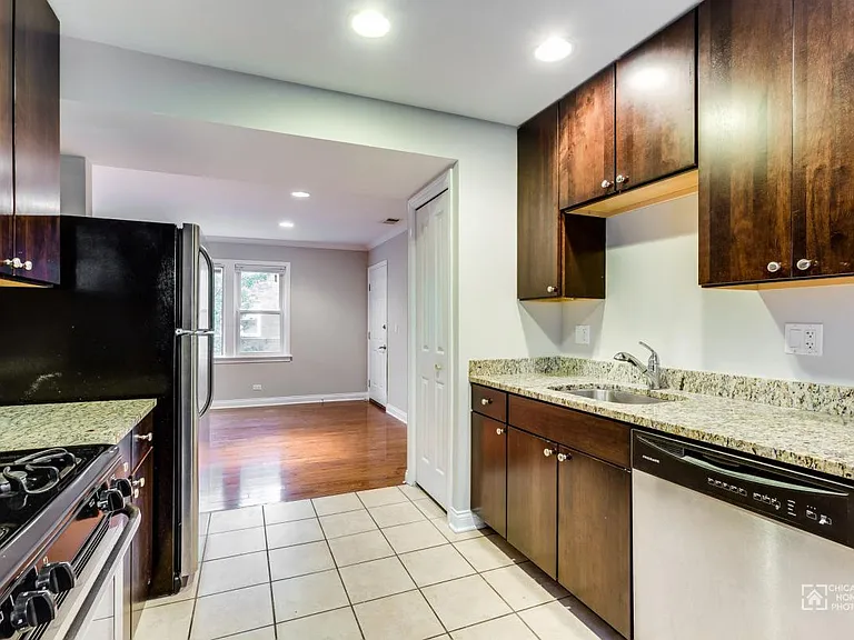623-631 Brummel - 2 Bed