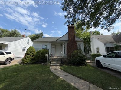 20293 Washtenaw St, Harper Woods, MI, 48225